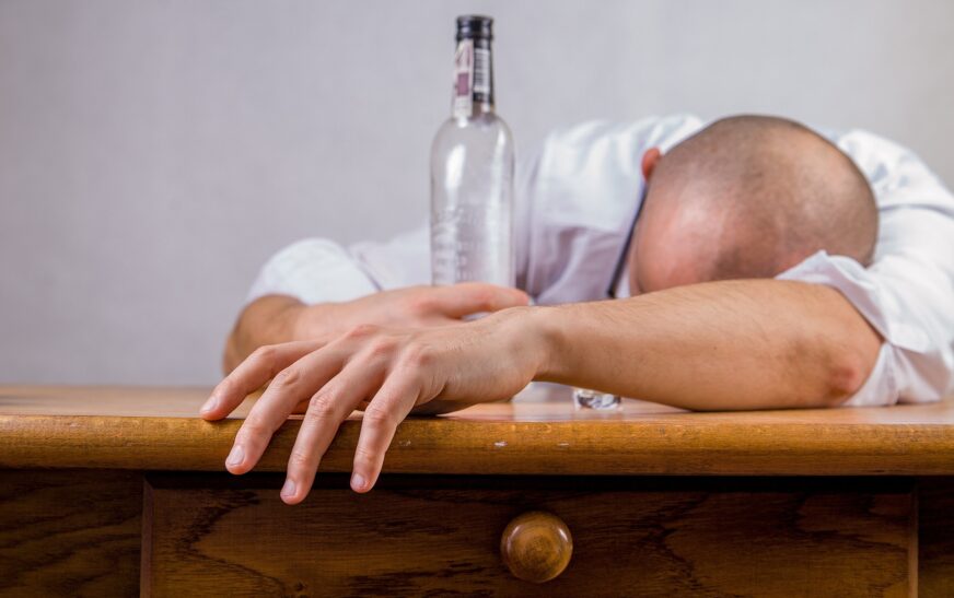 Comment arrêter l’alcool : 4 étapes clés pour réussir son sevrage